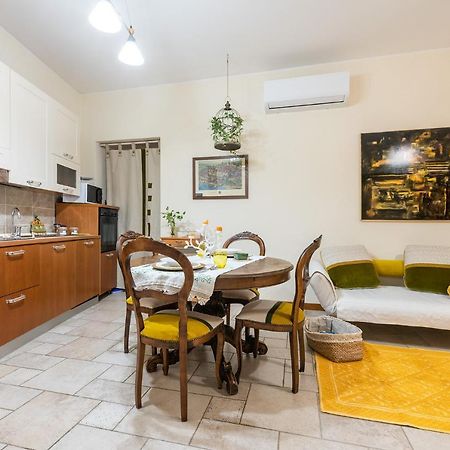 Le Dame Di Castello - Iun Q2444 Apartment Cagliari Bagian luar foto